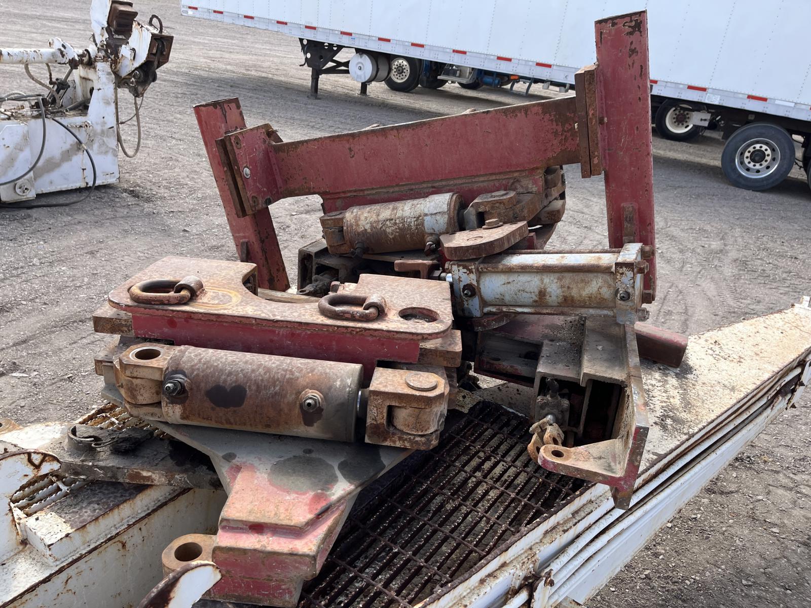 ./imagenes/INVOICE/2019/17894/BRAZO PARA MONTAR TUBERIA IRON ROUGHNECK HT-75 (6).JPG